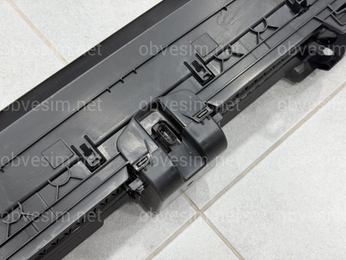 Жалюзи нижние с моторчиком 51745A1ACE2 BMW X3 G01 / X4 G02 LCI 2022-2024