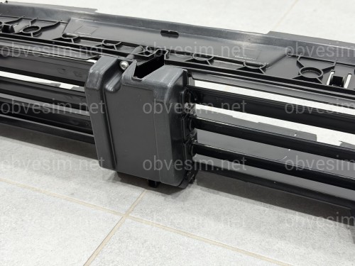 Жалюзи нижние без моторчика  51137497231 BMW X3 G01 / X4 G02 2018-2021