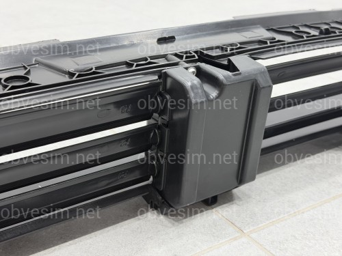 Жалюзи нижние без моторчика  51137497231 BMW X3 G01 / X4 G02 2018-2021