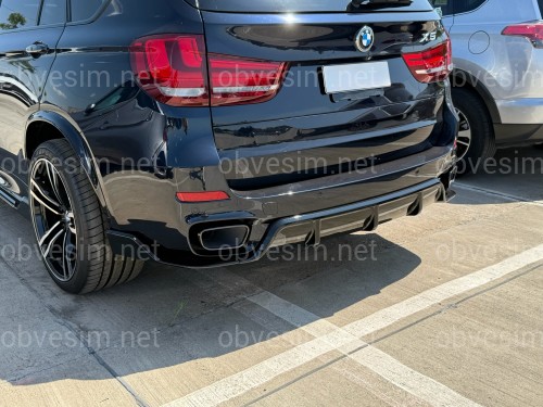 Диффузор накладка заднего бампера Paradigma M-Performance для BMW X5 F15 2013-2018, цвет черный глянец