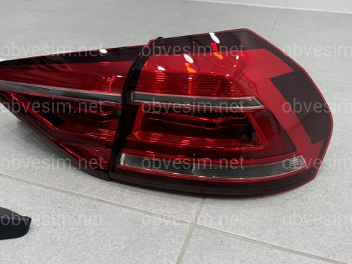 Задние LED фонари Volkswagen Passat B8 USA 2015-2019 (ЖЕЛТЫЙ ПОВОРОТНИК)
