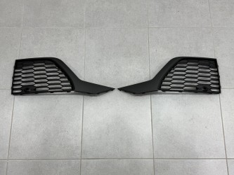 Решетки бампера S-Line BLACK для Audi Q7 2020-2024 2шт, левая 4M0 890 681 B / правая 4M0 890 682 B