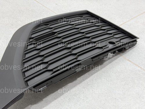 Решетка бампера левая 4M0890681B S-Line BLACK для Audi Q7 2020-2024