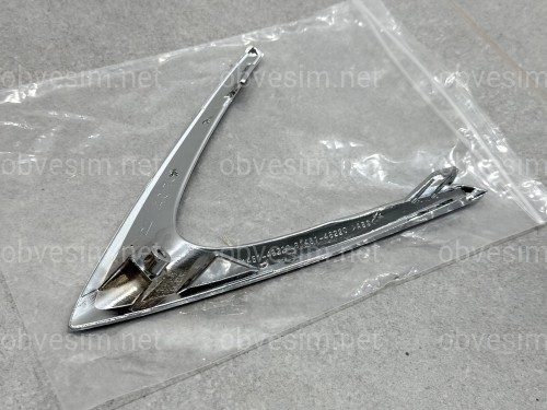 Хром накладка бампера правая 8148148230 для Lexus RX 2015-2019