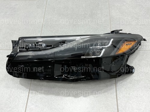 Левая фара Toyota Camry 80 XSE USA 2023-