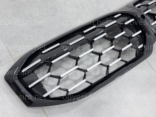 Решетка радиатора соты Black / Silver BMW 3 series G20 G21 LCI 2022+ 51135A35800