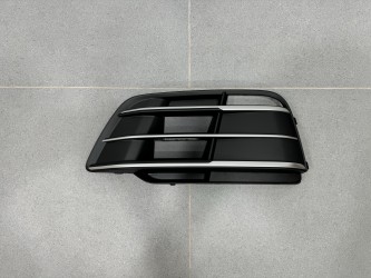 Решетка противотуманки матовая (левая) - S Line - AUDI Q5 2017-2020 (FY) 80D807679J