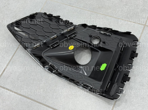 Решетка бампера ПРАВАЯ S-Line 8W6807682T3Q7 для Audi A5 B9 2020-2025