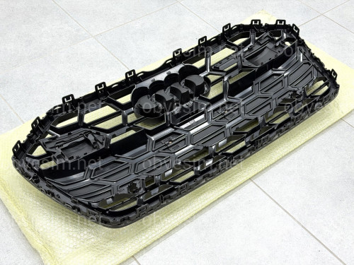 Решетка бампера S-line 2022+ BLACK 4K0853651T 3FZ для Audi A6 C8 2018+