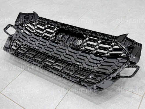 Решетка радиатора в стиле RS4 BLACK для Audi A4 2020-2023