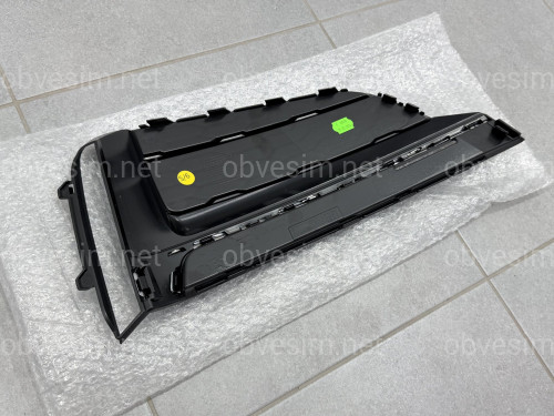 Решетка бампера ЛЕВАЯ S-Line 8W6807681FRU6 для Audi A5 B9 2016-2019