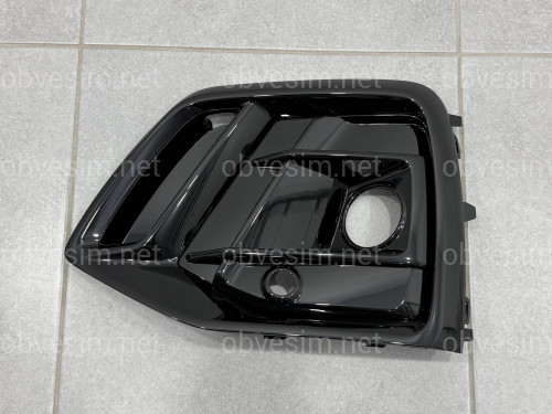 Решетка бампера ЛЕВАЯ S-Line BLACK 80G807679Q Y9B для AUDI Q5 2020-2024