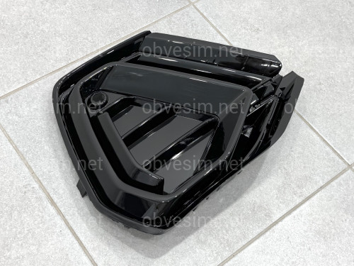 Решетка бампера S-Line BLACK ПРАВАЯ 83G807682A T94 для Audi Q3 2019-