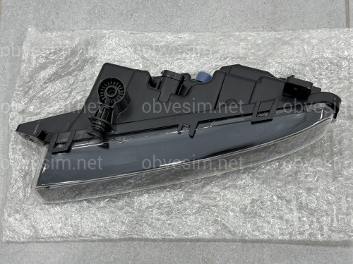 Противотуманная фара ПРАВАЯ 63177349132 для BMW G30 G31 2016-2020