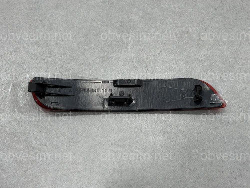 Правый катафот заднего бампера 63147847592 BMW X5 F15 М ПАКЕТ 2013-2018