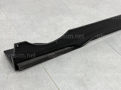 Лезвия под пороги M Paket BMW X7 G07 2019+ 2шт. черный глянец, КОРОТКИЕ