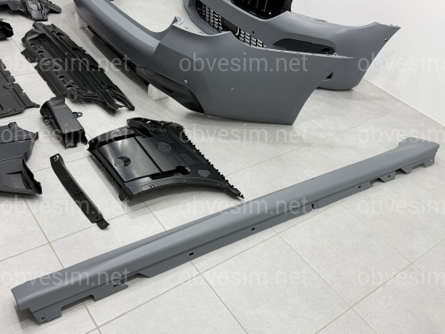 Комплект обвеса M5 F90 LCI BMW 5 series G30 2020+ (передний / задний бампер, пороги, насадки на труби, жалюзи, ноздри)