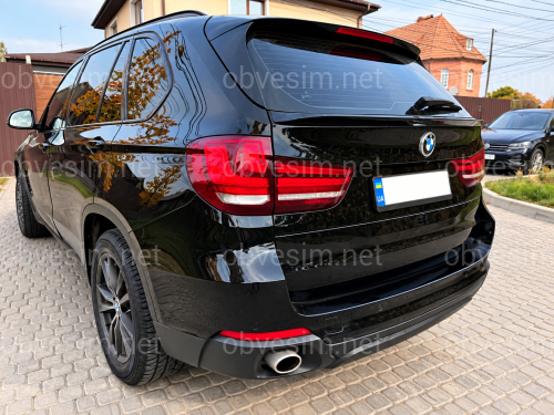 Спойлер под стекло (нижний) BMW X5 F15 2013-2018 ABS пластик цвет, черный глянец