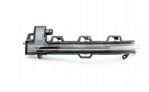 Повторитель поворота левый 63137441439 для BMW X3 X4 X5 X6 X7 G01 G02 G05 G06 G07