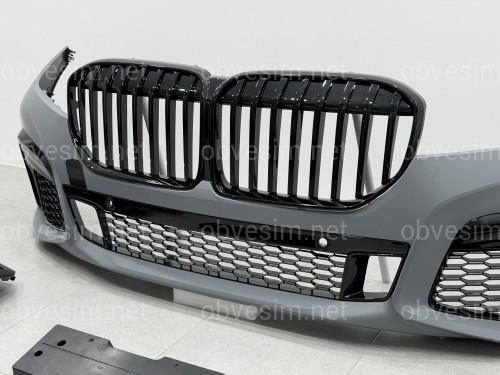Бампер передний с решеткой M760 BLACK для BMW 7 series G12 2019-2022