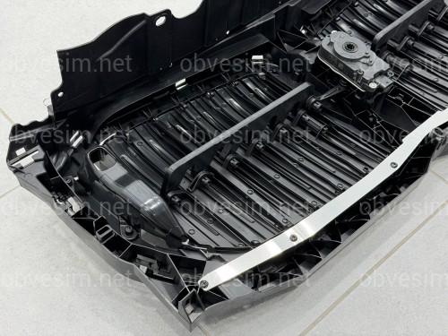 Центральные жалюзи с моторчиком 51745A1A312 для BMW X5 G05 2023-2026