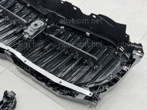 Центральные жалюзи с моторчиком под ночное видение 51749465526 для BMW X5 G05 2019-2022
