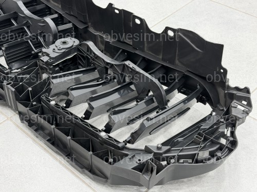 Центральные жалюзи с моторчиком 51138081415 для BMW X6 G06 2019-2022