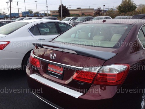 Спойлер на багажник Honda Accord CL 9 2012 со стоп сигналом ABS пластик