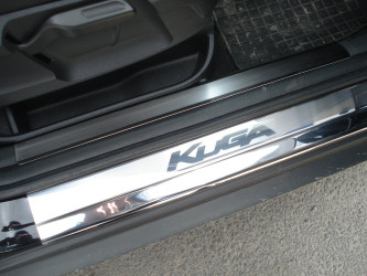Накладки на пороги Ford Kuga 2008-2013 8 частей (нержавеющая сталь)