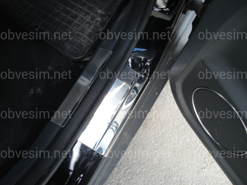 Накладки на пороги Ford Kuga 2008-2013 8 частей (нержавеющая сталь)