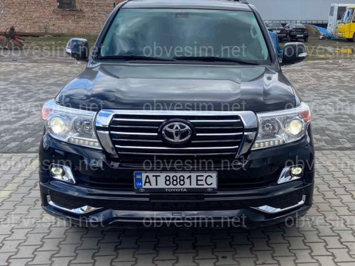 Бампер в сборе Toyota Land Cruiser 200 2007-2015 в стиле рестайлинг 2016+  цвет черный 202