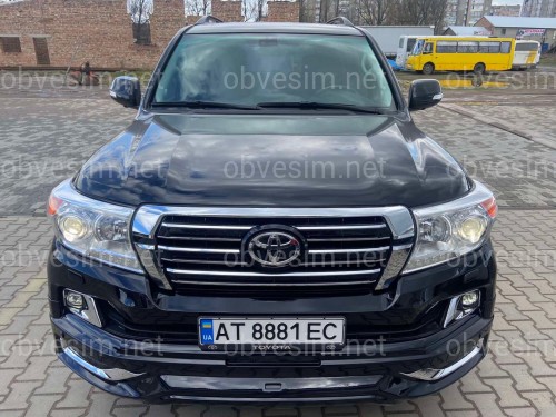 Бампер в сборе Toyota Land Cruiser 200 2007-2015 в стиле рестайлинг 2016+  цвет черный 202