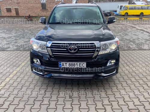 Бампер в сборе Toyota Land Cruiser 200 2007-2015 в стиле рестайлинг 2016+  цвет черный 202