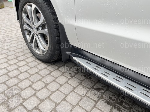 Брызговики передние Mercedes Benz ML W166 2012+ / GLE W166 2015+ для авто с порогами  2 шт.