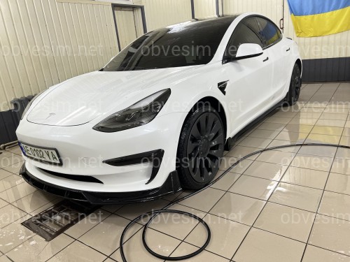 Комплект обвеса Tesla Model 3 2017- ABS пластик, цвет черный глянец
