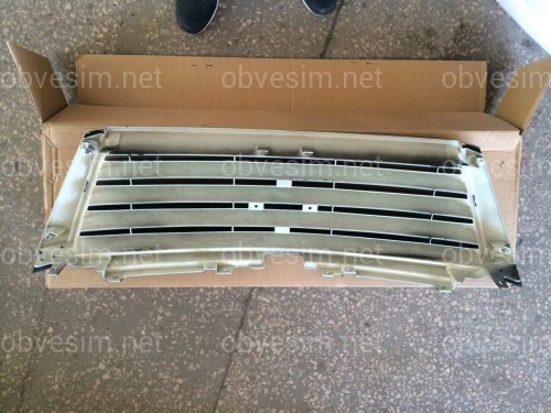 Решітка радіатора Double Eight Toyota Land Cruiser Prado 150 2013- колір чорний