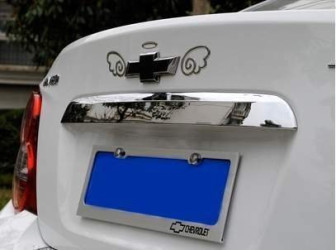 Хром накладка багажника Chevrolet Aveo T300 Sd 2012-