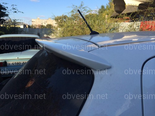 Спойлер козирок на кришку багажника Toyota Yaris 2011-2015 ABS пластик під фарбування