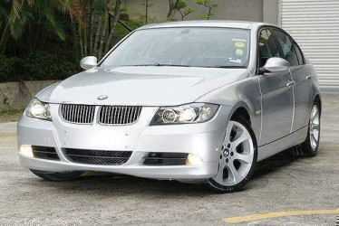 Хром накладка на решітку BMW 3 series E90 2005-2011 