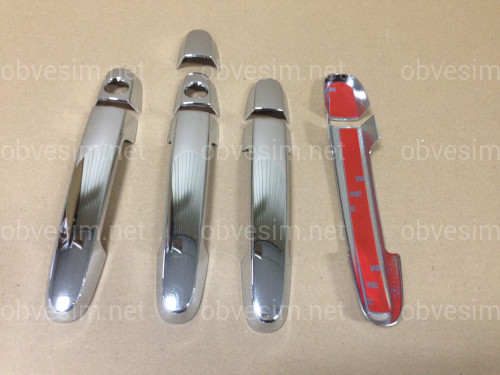 Накладки на ручки WELLSTAR Toyota Corolla 02-12 / Auris 07-12 / Camry 30 02-06 / Rav-4 00-05 / Yaris 05-12 / Hilux 05-12 / Terios 06 - хромований пластик 4шт. звичайний ключ