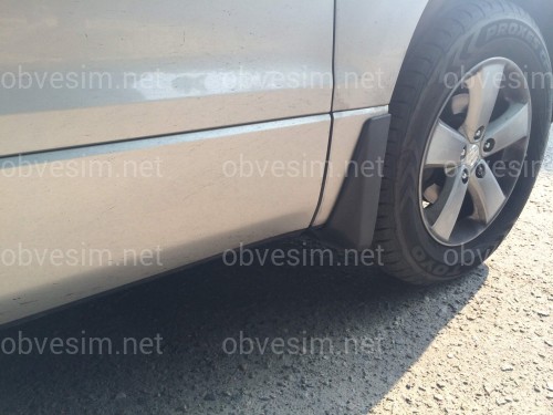 Бризковики передні Suzuki Grand Vitara 2006-2015 комплект 2 шт