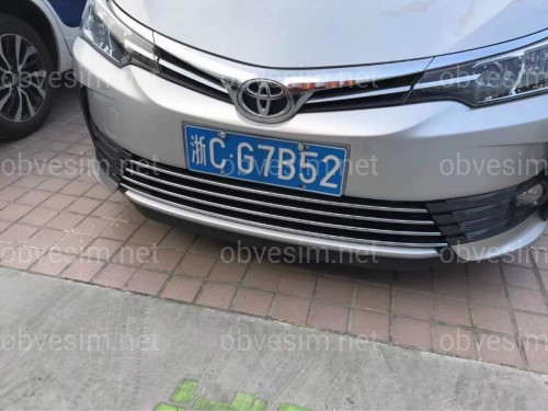 Хром накладки в бампер Toyota Corolla рестайлінг 2016-(хромований пластик) 4 частини