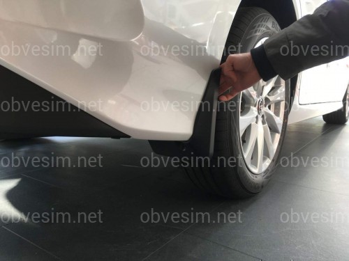 Бризковики Toyota Camry 70 ЄВРОПА / LE / XLE 2017+ комплект 4шт.