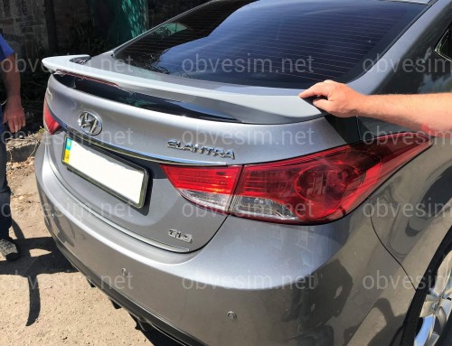 Спойлер на багажник Hyundai Elantra MD 2010-2015 зі стоп сигналом ABS пластик