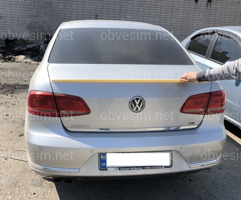 Спойлер ліп на багажник Volkswagen Passat B7 2011-2015 ABS пластик під фарбування
