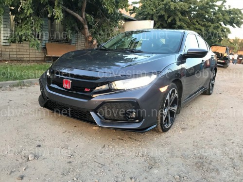 Решітка радіатора SI для Honda Civic 4D тІльки SI / 5D 2016 - з віями, чорний колір (без емблеми)