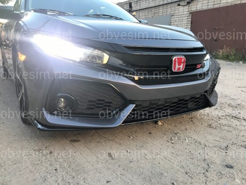 Решітка радіатора SI для Honda Civic 4D тІльки SI / 5D 2016 - з віями, чорний колір (без емблеми)