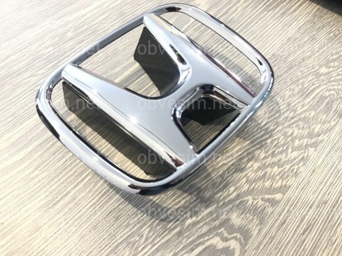 Емблема в решітку Honda HR-V 2015-2017 ДОРЕСТАЙЛІНГ