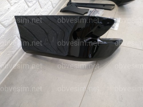 Кути заднього бампера OEM Toyota Land Cruiser Prado 150 2018- колір чорний
