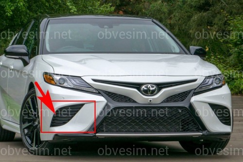 Заглушка в бампер права Toyota Camry SE / XSE 70 2018+